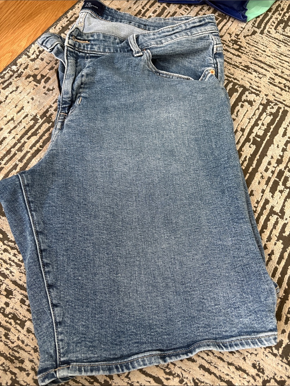 Women’s GAP Bermuda Shorts